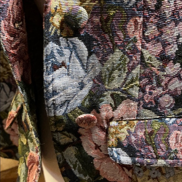 Ladies tapestry jacket - Picture 4 of 9